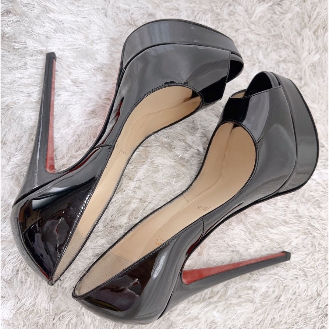 Christian Louboutin ルブタン スクエアトゥ サテン ブラック