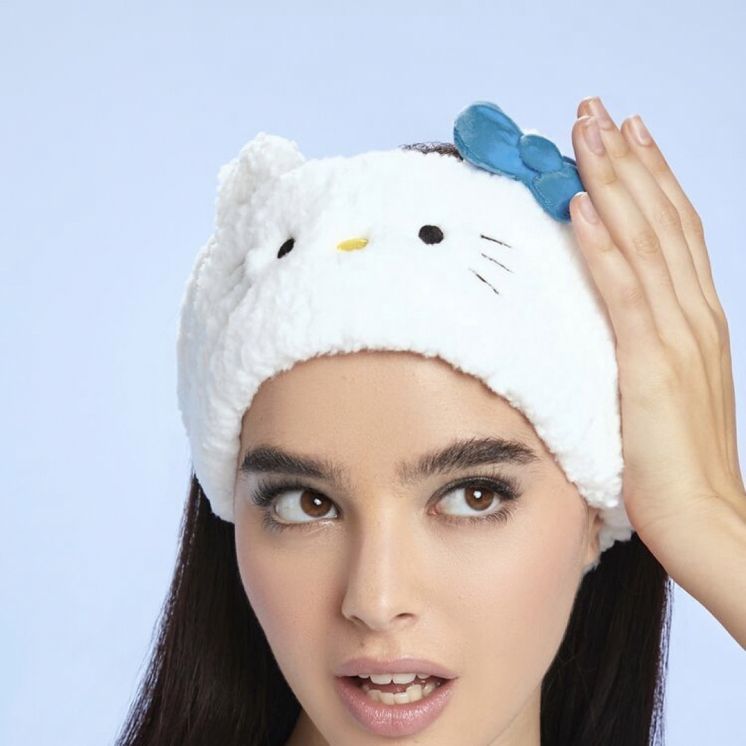 FOREVER 21(フォーエバートゥエンティーワン)のForever21 x Hello Kitty　キティ　ヘアバンド エンタメ/ホビーのおもちゃ/ぬいぐるみ(キャラクターグッズ)の商品写真