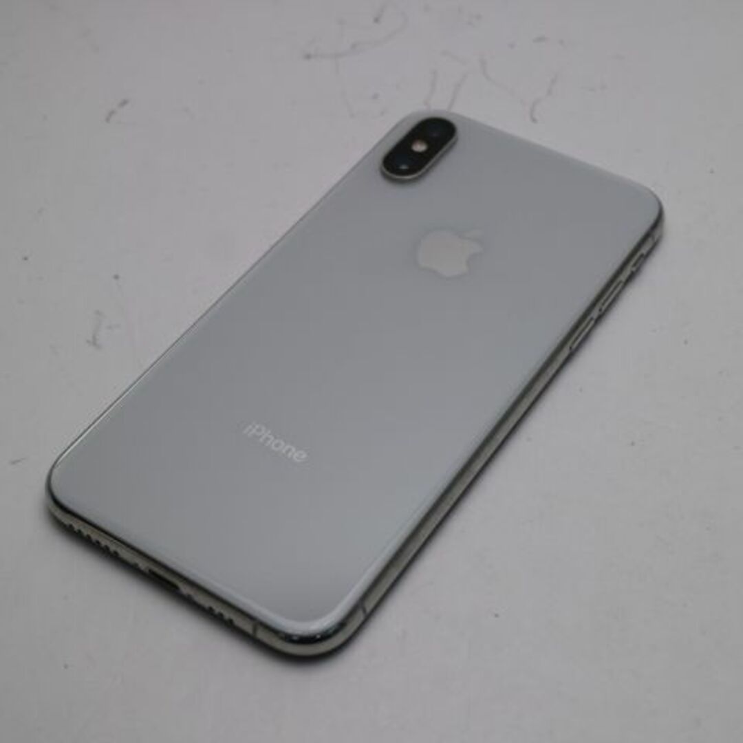 iPhone(アイフォーン)の超美品 SIMフリー iPhoneXS 64GB シルバー   M888 スマホ/家電/カメラのスマートフォン/携帯電話(スマートフォン本体)の商品写真