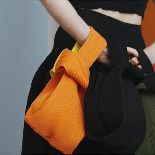 イッセイミヤケ(ISSEY MIYAKE)のCFCL シーエフシーエルNOTCHED RIB BAG(ハンドバッグ)