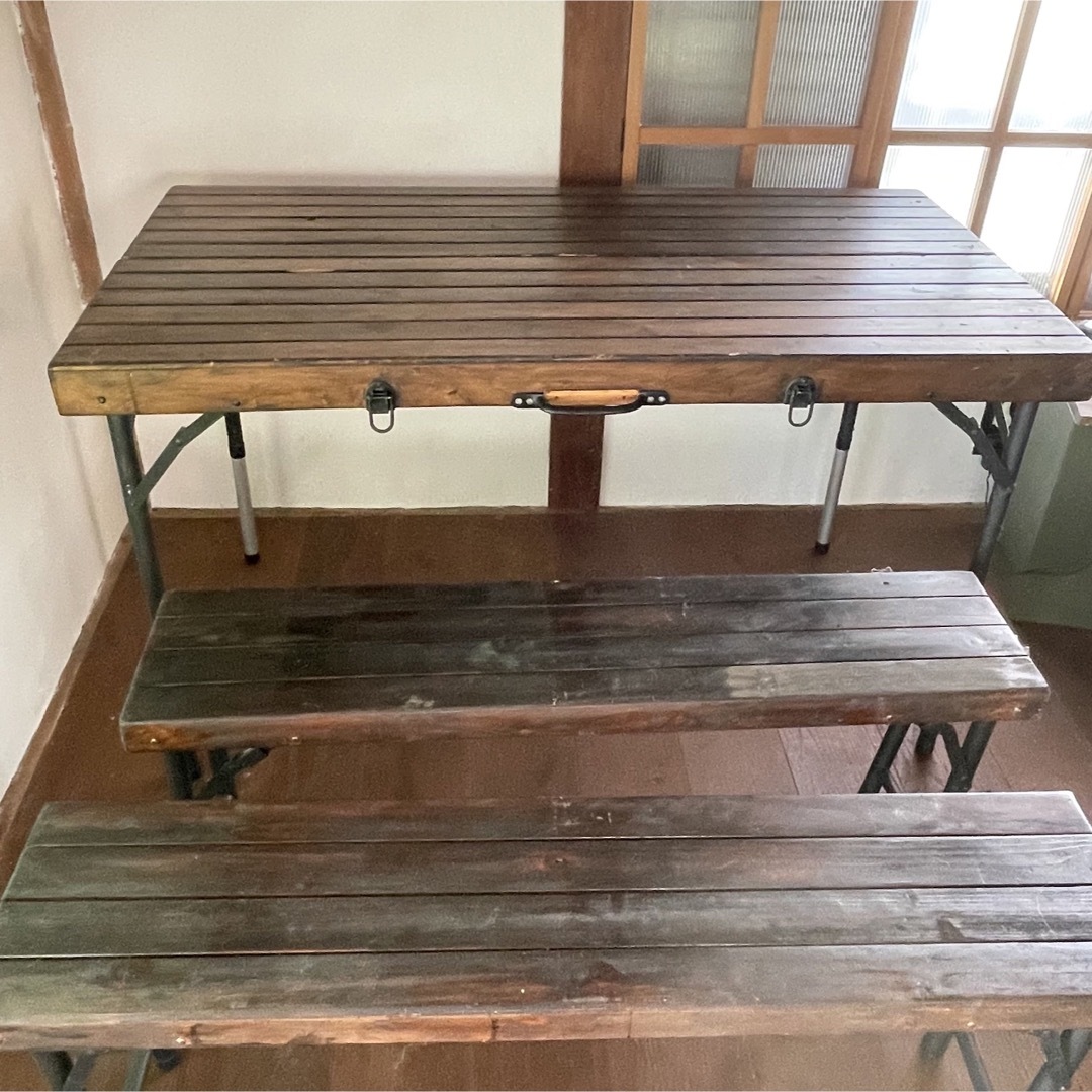 アウトドア　木製折りたたみテーブルとベンチ インテリア/住まい/日用品の机/テーブル(折たたみテーブル)の商品写真
