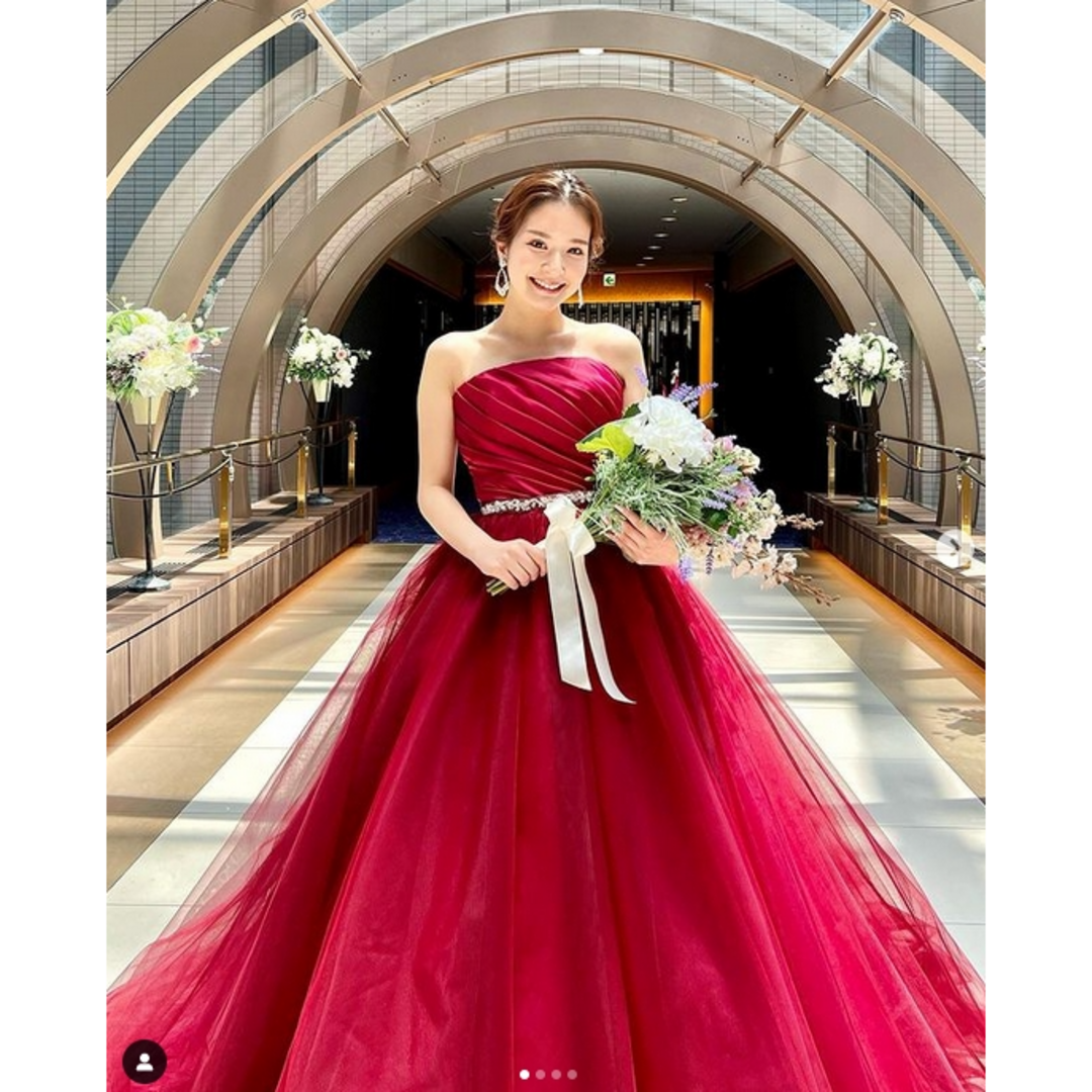 カラードレス ロングドレス 花柄 袖付き 黒 Aラインドレス 結婚 カラードレス ロングドレス 花柄 袖付き 黒 Aラインドレス 結婚