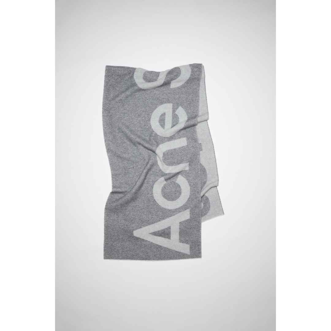 Acne Studios(アクネストゥディオズ)のacne studios アクネストゥディオズ　ロゴジャガードスカーフ メンズのファッション小物(マフラー)の商品写真