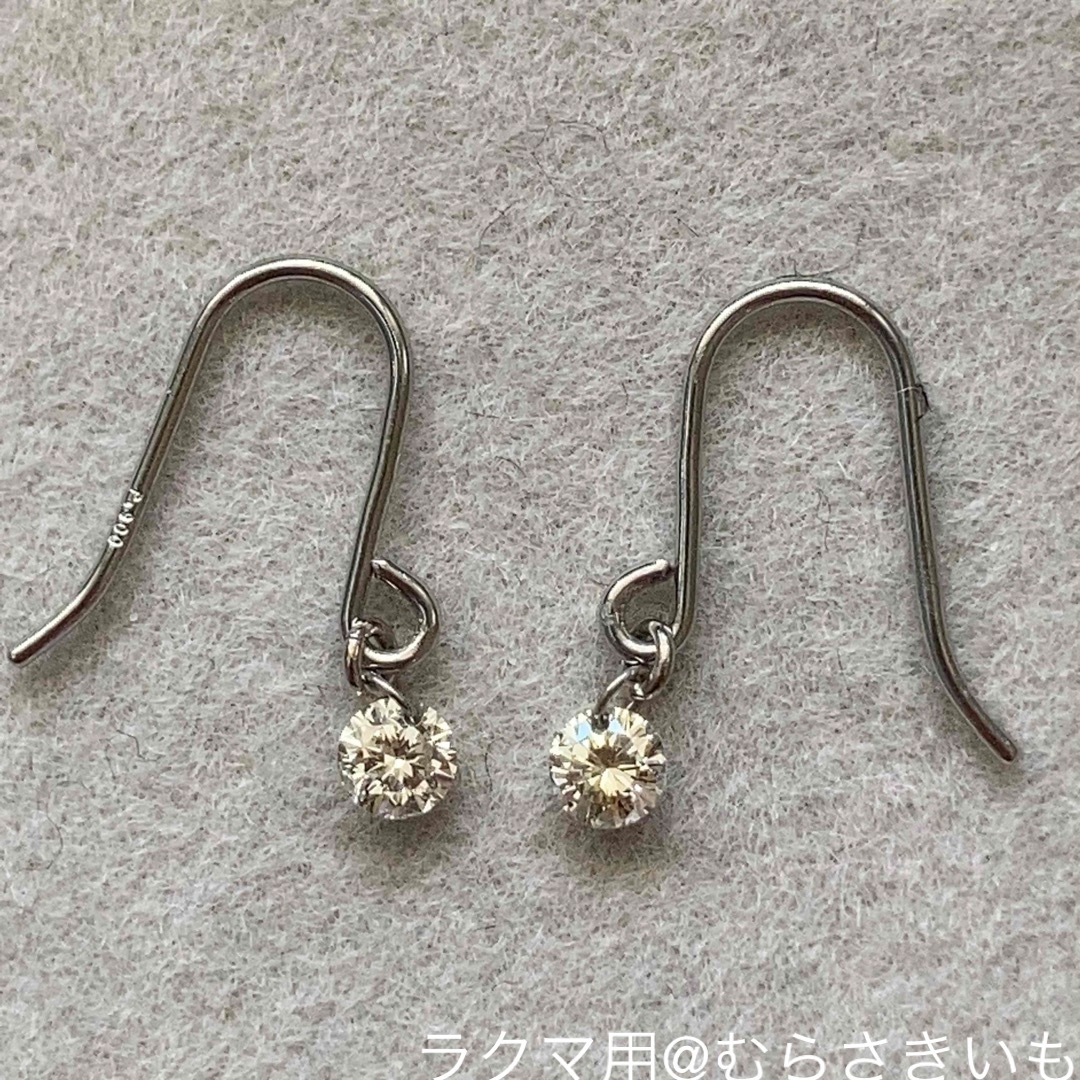 0.16カラット ダイヤ プラチナ フック ピアス レディースのアクセサリー(ピアス)の商品写真