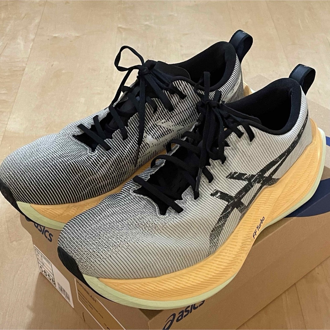 asics - アシックス スーパーブラスト asics SUPER BLAST 27.5cmの通販