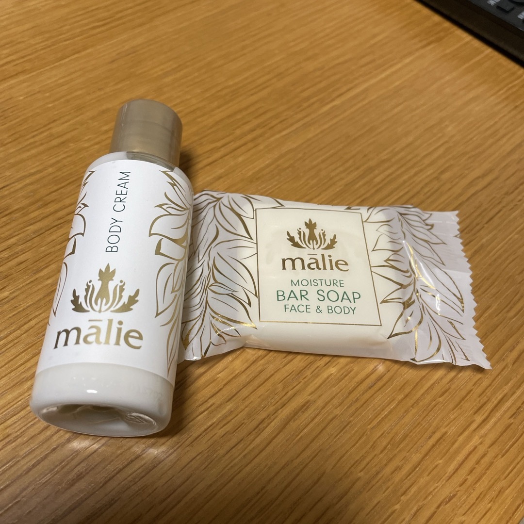 Malie Organics(マリエオーガニクス)のマリエオーガニクス　BODY CREAM&BAR SOAP コスメ/美容のボディケア(ボディクリーム)の商品写真