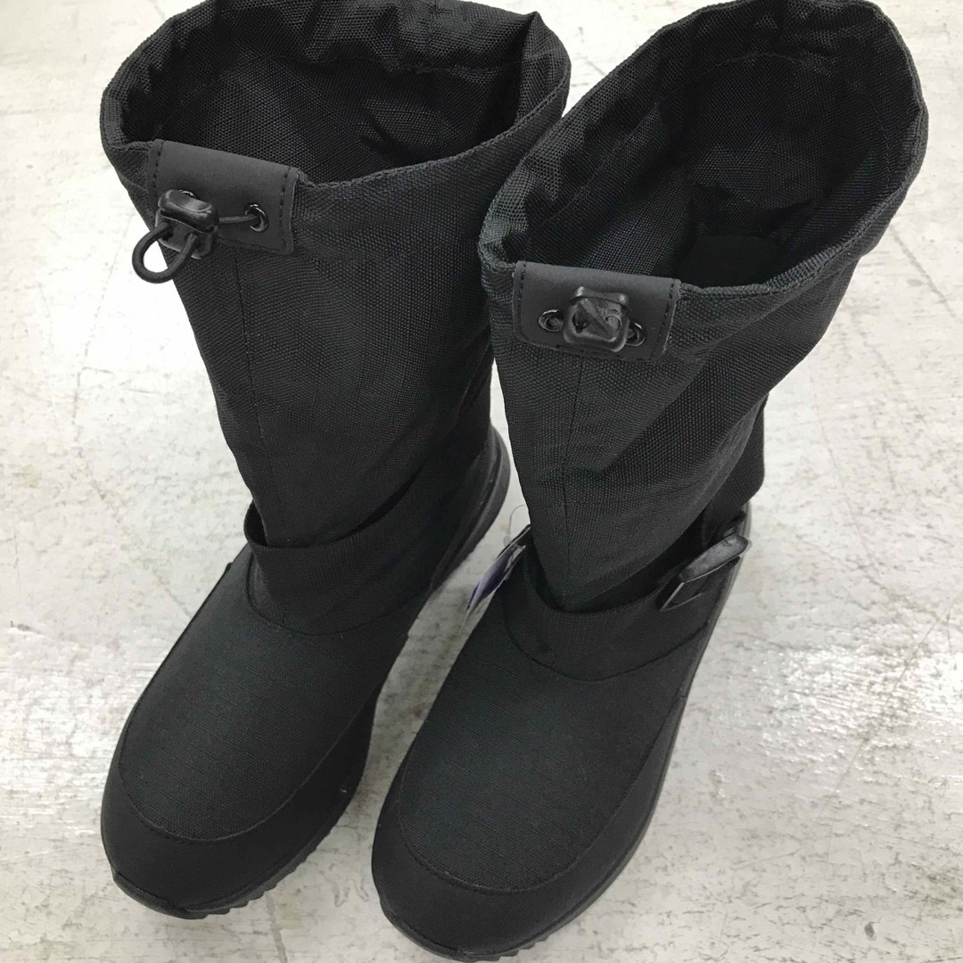 CONVERSE(コンバース)のコンバース　スノーブーツ　24cm 防水設計 レディースの靴/シューズ(ブーツ)の商品写真