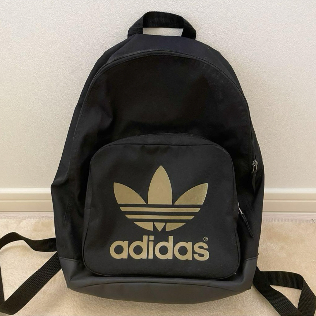 adidas - アディダス リュック ブラックゴールドの通販 by ぽ adidas - アディダス リュック ブラックゴールドの通販 by ぽ