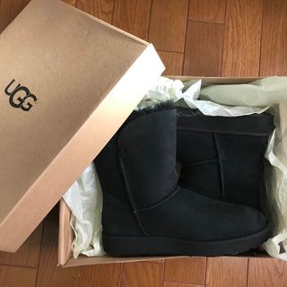 アグ(UGG)の【maami様専用】UGG ムートンブーツ ミドルブーツ 黒 24cm(ブーツ)