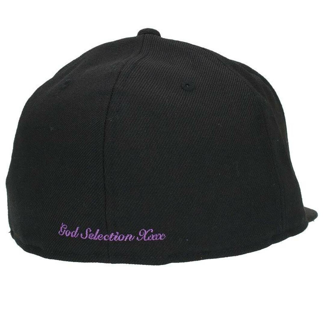 GOD SELECTION XXX(ゴッドセレクショントリプルエックス)のゴッドセレクショントリプルエックス ×ニューエラ New Era フロントハートエックス刺繍ベースボールキャップ メンズ 7.375 メンズの帽子(キャップ)の商品写真