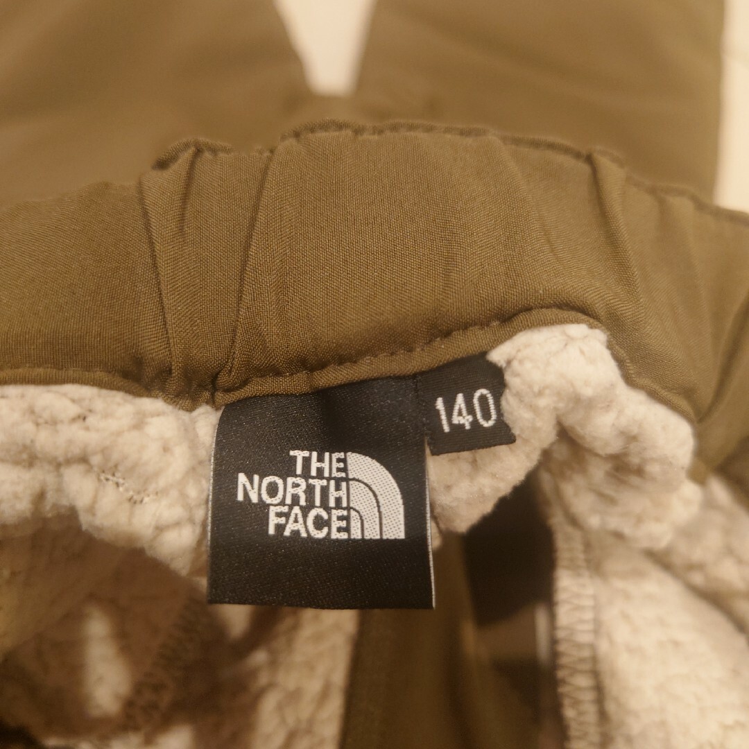 THE NORTH FACE(ザノースフェイス)のノースフェイス　パンツ　140 キッズ/ベビー/マタニティのキッズ服男の子用(90cm~)(パンツ/スパッツ)の商品写真