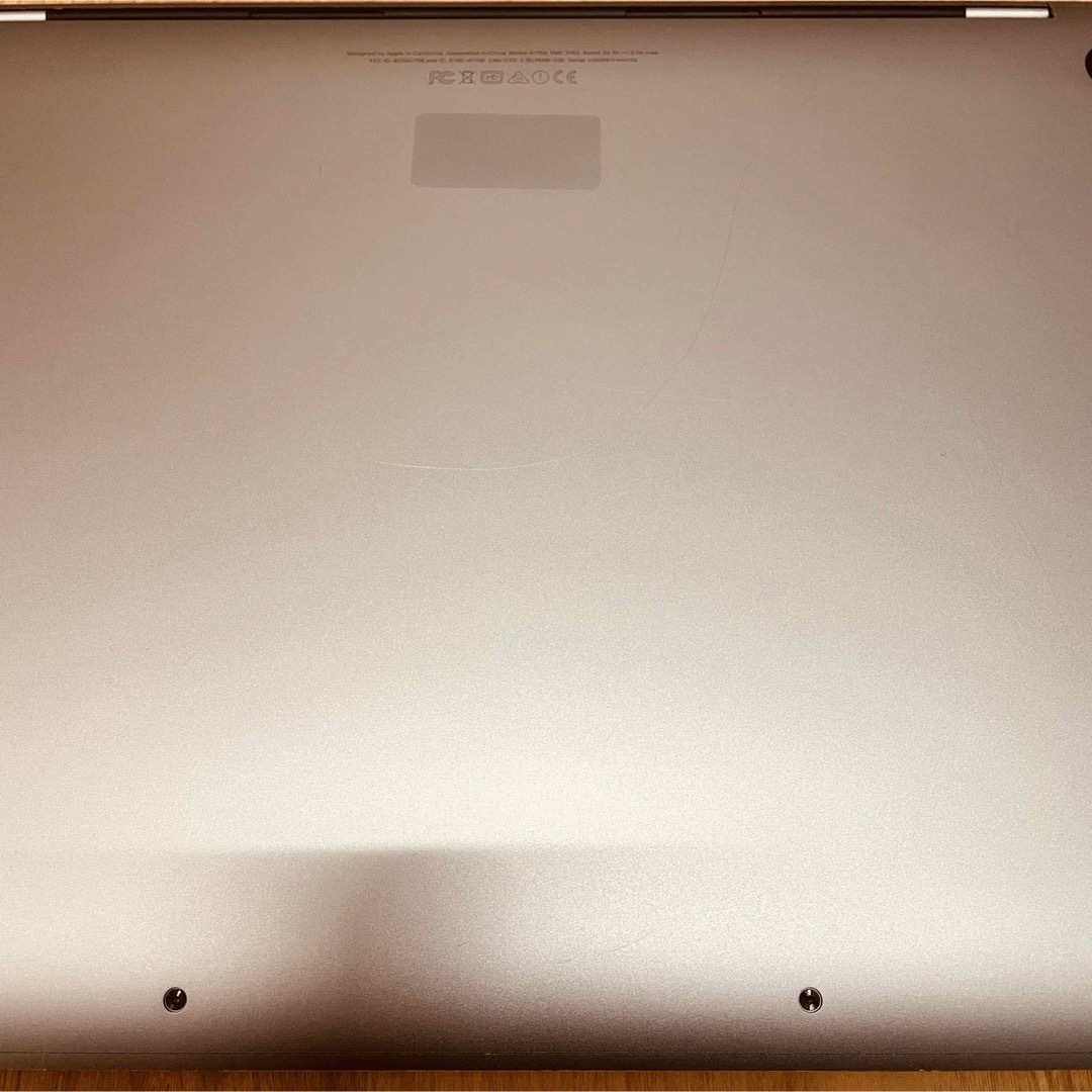 Mac (Apple)(マック)のMacBook pro 13インチ 2017 タッチバー 上位 管理番号2652 スマホ/家電/カメラのPC/タブレット(ノートPC)の商品写真