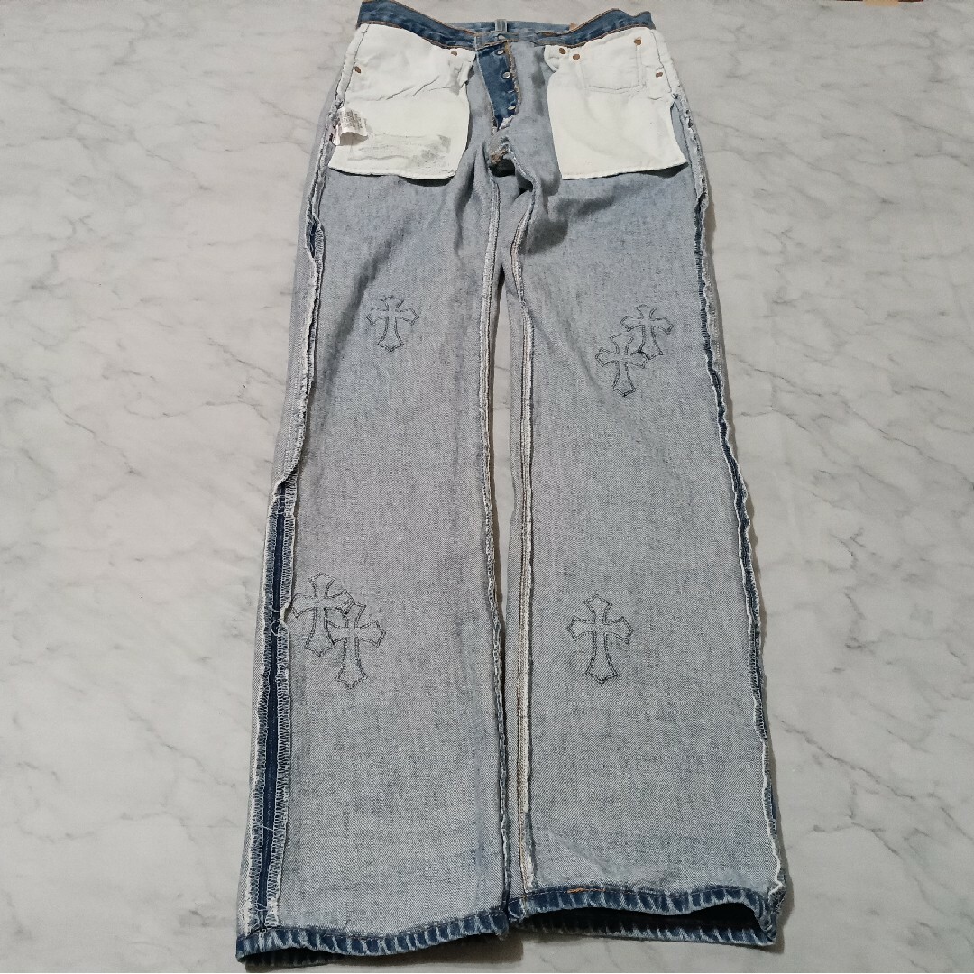 Chrome Hearts(クロムハーツ)のLevi's 501（W32 / 80cm）クロスパッチカスタム メンズのパンツ(デニム/ジーンズ)の商品写真