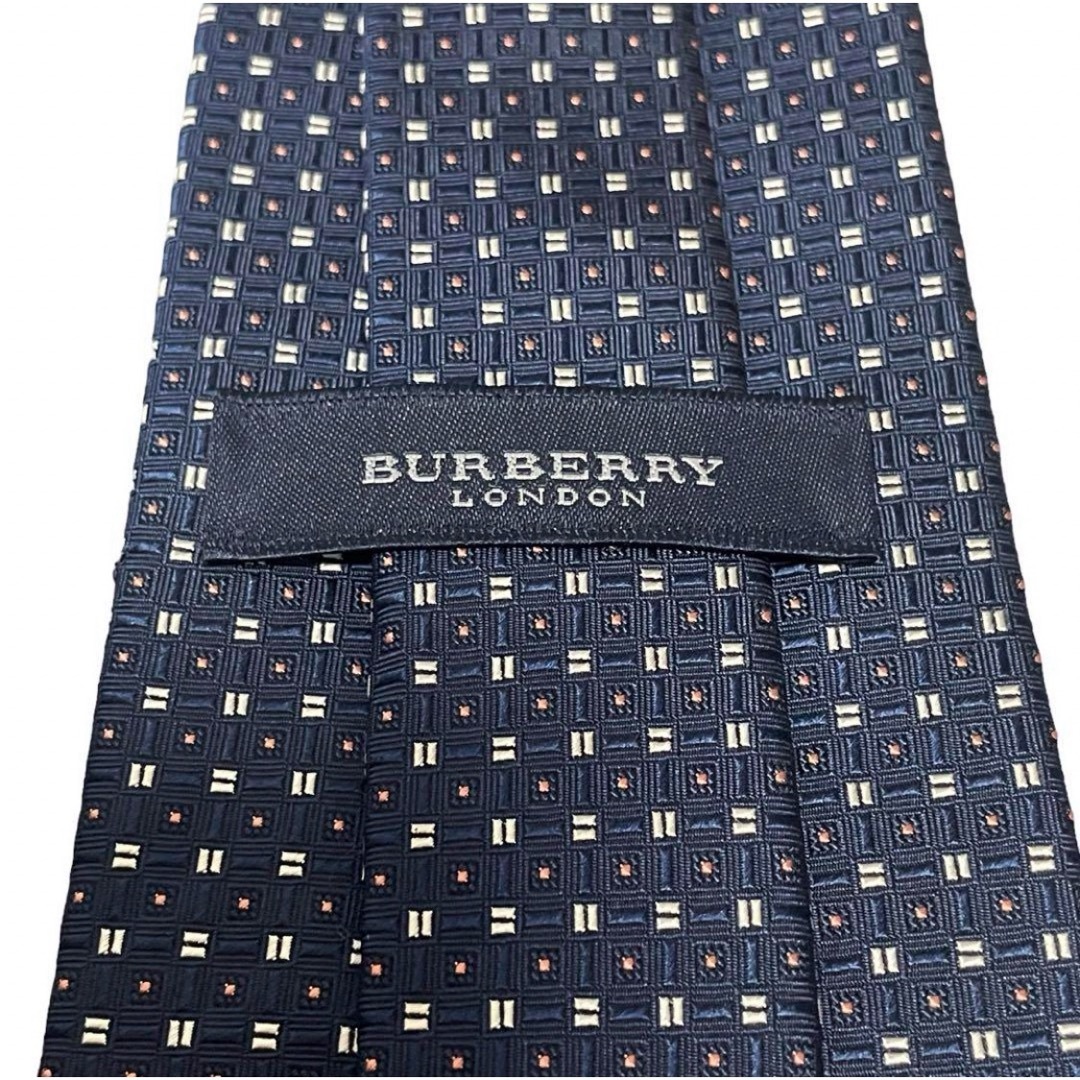 BURBERRY(バーバリー)のBURBERRY LONDON ネクタイ　肉厚　ジャガード　ホースマーク　日本製 メンズのファッション小物(ネクタイ)の商品写真