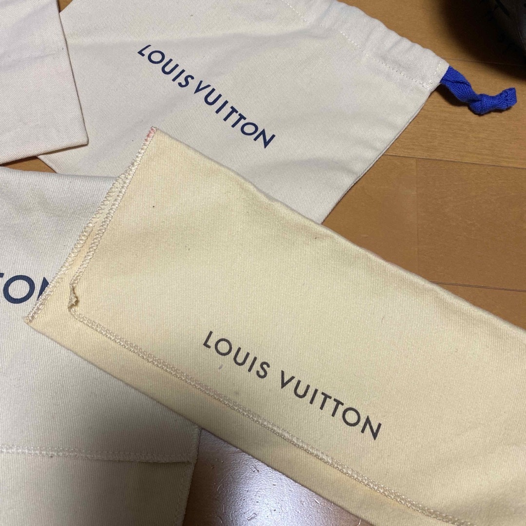 LOUIS VUITTON(ルイヴィトン)のルイヴィトン  非売品　付属品 レディースのバッグ(ショップ袋)の商品写真