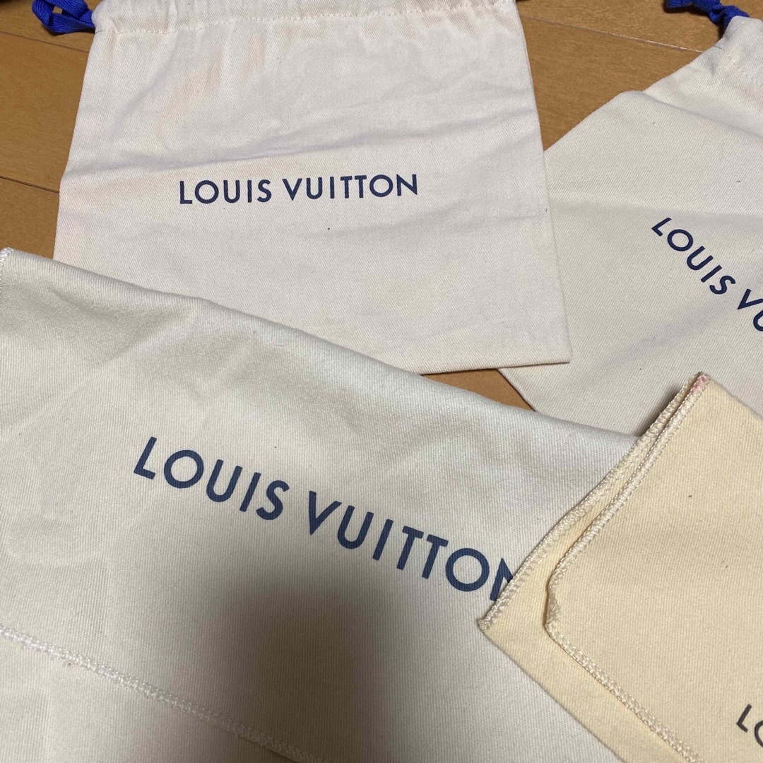 LOUIS VUITTON(ルイヴィトン)のルイヴィトン  非売品　付属品 レディースのバッグ(ショップ袋)の商品写真