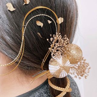 和玉　ドライフラワー　かすみ草　金箔　水引　江戸打紐　髪飾り　ゴールド　成人式(ヘアアクセサリー)