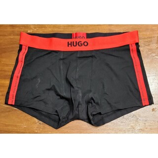 ヒューゴボス(HUGO BOSS)のヒューゴボス　新品　メンズ　ボクサーパンツ(レッド/ブラックM)(ボクサーパンツ)