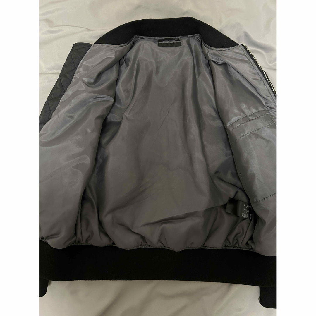 UNIQLO(ユニクロ)のユニクロ　MA-1 ブルゾン　ブラック　S ユニセックス メンズのジャケット/アウター(ブルゾン)の商品写真