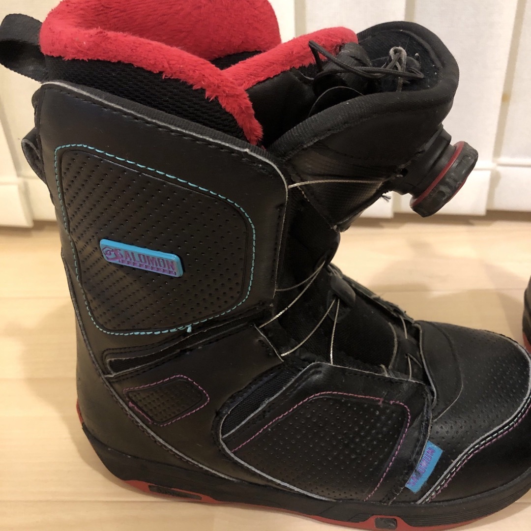 SALOMON(サロモン)の値下げ　スノボ　ブーツ　サロモン　ボア　23センチ スポーツ/アウトドアのスノーボード(ブーツ)の商品写真