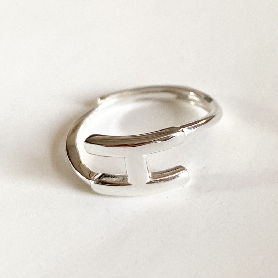 H ロゴ　silver925リング　シルバー レディースのアクセサリー(リング(指輪))の商品写真