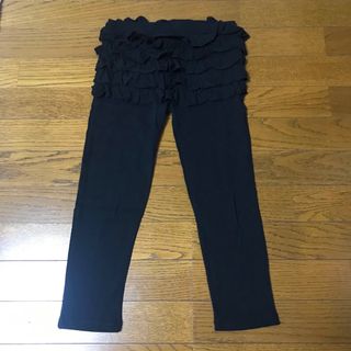 新品☆レギンス・黒・フリル・お腹周りから腰にフリル付き・可愛い☆(レギンス/スパッツ)