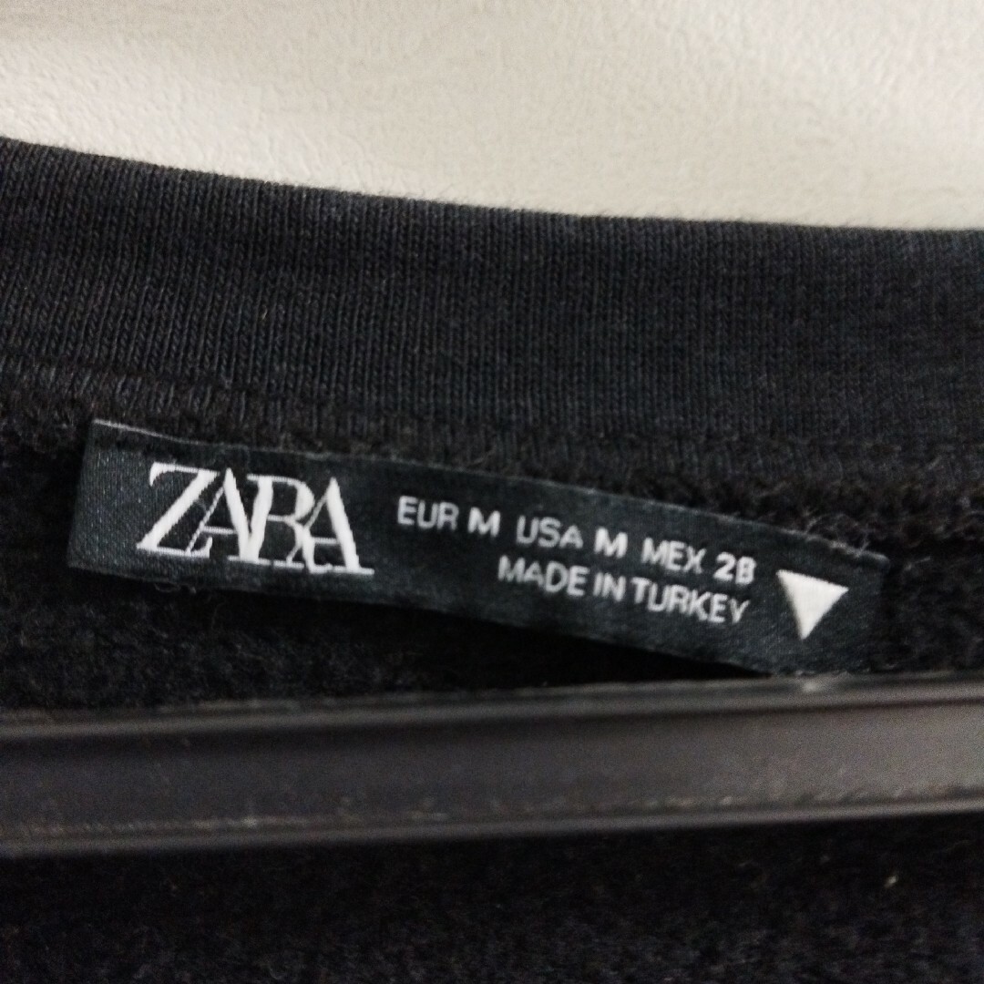 ZARA(ザラ)のザラＭ♡フリルのスウェット　ブラック　ミズイロ好きにも レディースのトップス(トレーナー/スウェット)の商品写真