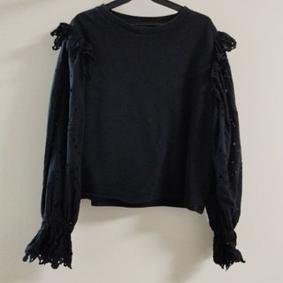 ザラ(ZARA)のザラＭ♡フリルのスウェット　ブラック　ミズイロ好きにも(トレーナー/スウェット)