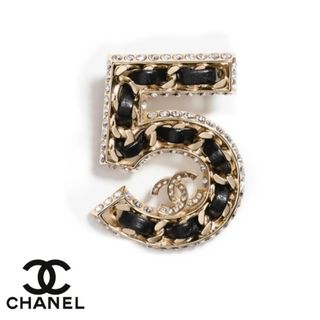 シャネル(CHANEL)のCHANEL シャネル ナンバー5 ブローチ 未使用(ブローチ/コサージュ)