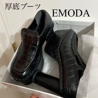 エモダ(EMODA)のEMODA 厚底ブーツ ヒール 革 Lsize(ブーツ)