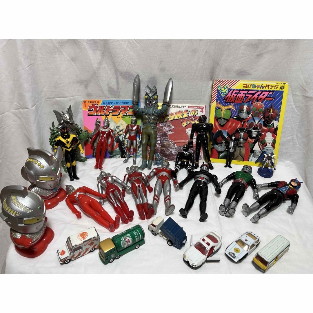 BANDAI(バンダイ)のウルトラマン　父母　バルタン星人　仮面ライダー　ソフビ　ミニカー　まとめ売り エンタメ/ホビーのフィギュア(特撮)の商品写真