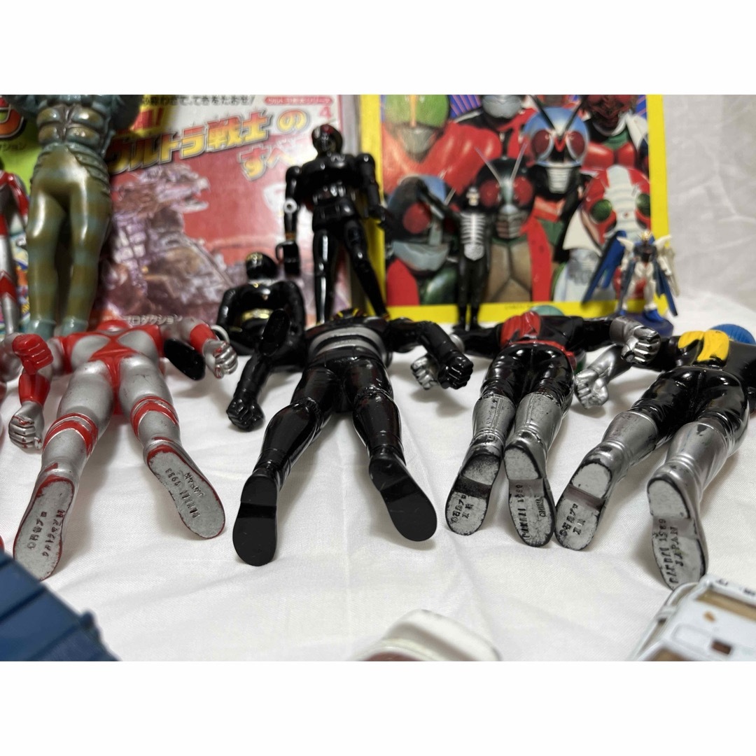 BANDAI(バンダイ)のウルトラマン　父母　バルタン星人　仮面ライダー　ソフビ　ミニカー　まとめ売り エンタメ/ホビーのフィギュア(特撮)の商品写真