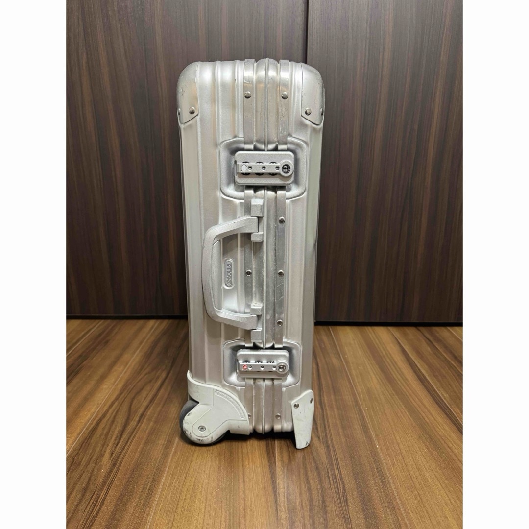 RIMOWA(リモワ)の【処分セール】廃盤RIMOWA TOPASトパーズ 32L メンズのバッグ(トラベルバッグ/スーツケース)の商品写真