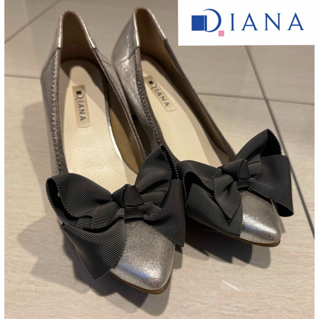 DIANA(ダイアナ)のDIANA(ダイアナ)リボンパンプス　シルバー レディースの靴/シューズ(ハイヒール/パンプス)の商品写真