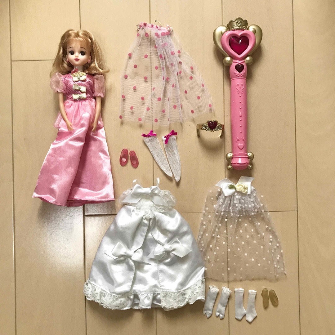 シンデレラひめリカちゃん　ウェディングドレスセット キッズ/ベビー/マタニティのおもちゃ(ぬいぐるみ/人形)の商品写真