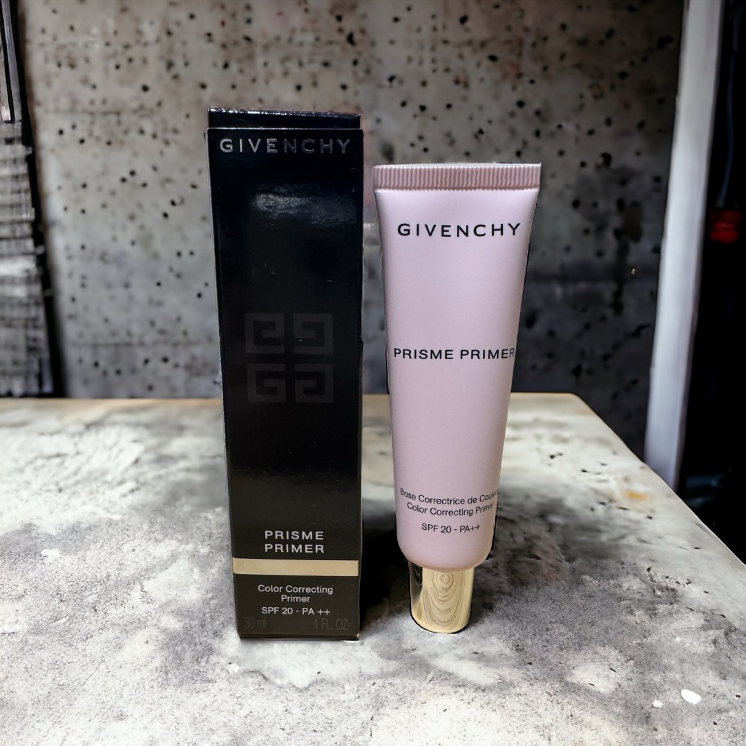 GIVENCHY(ジバンシィ)のGIVENCHY プリズム プライマー 02 コスメ/美容のベースメイク/化粧品(化粧下地)の商品写真