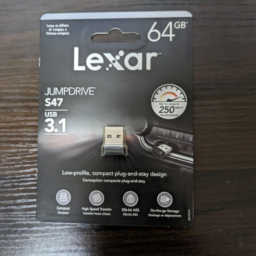 Lexar(レキサー)の小型 USB3.1　64GB USBメモリー スマホ/家電/カメラのPC/タブレット(PC周辺機器)の商品写真