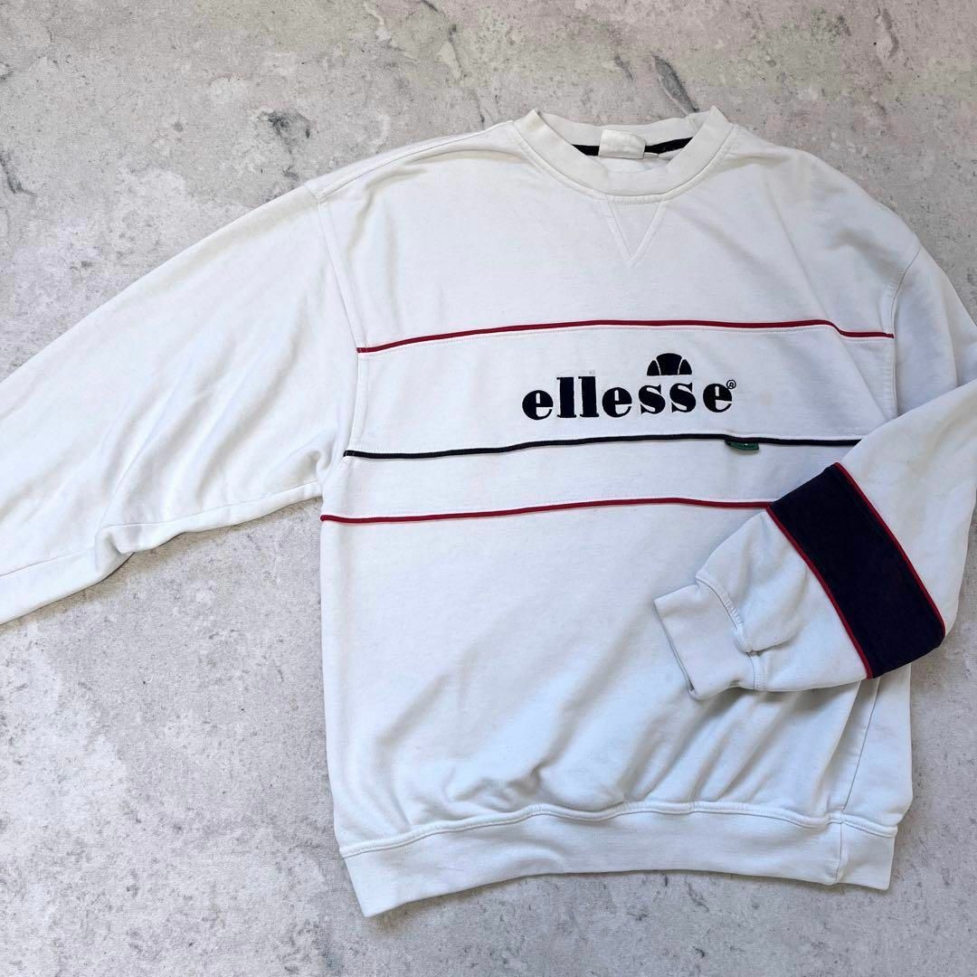 ellesse(エレッセ)の【90s エレッセ】サイズL 刺繍ロゴ スウェットトレーナー 白 ellesse メンズのトップス(スウェット)の商品写真