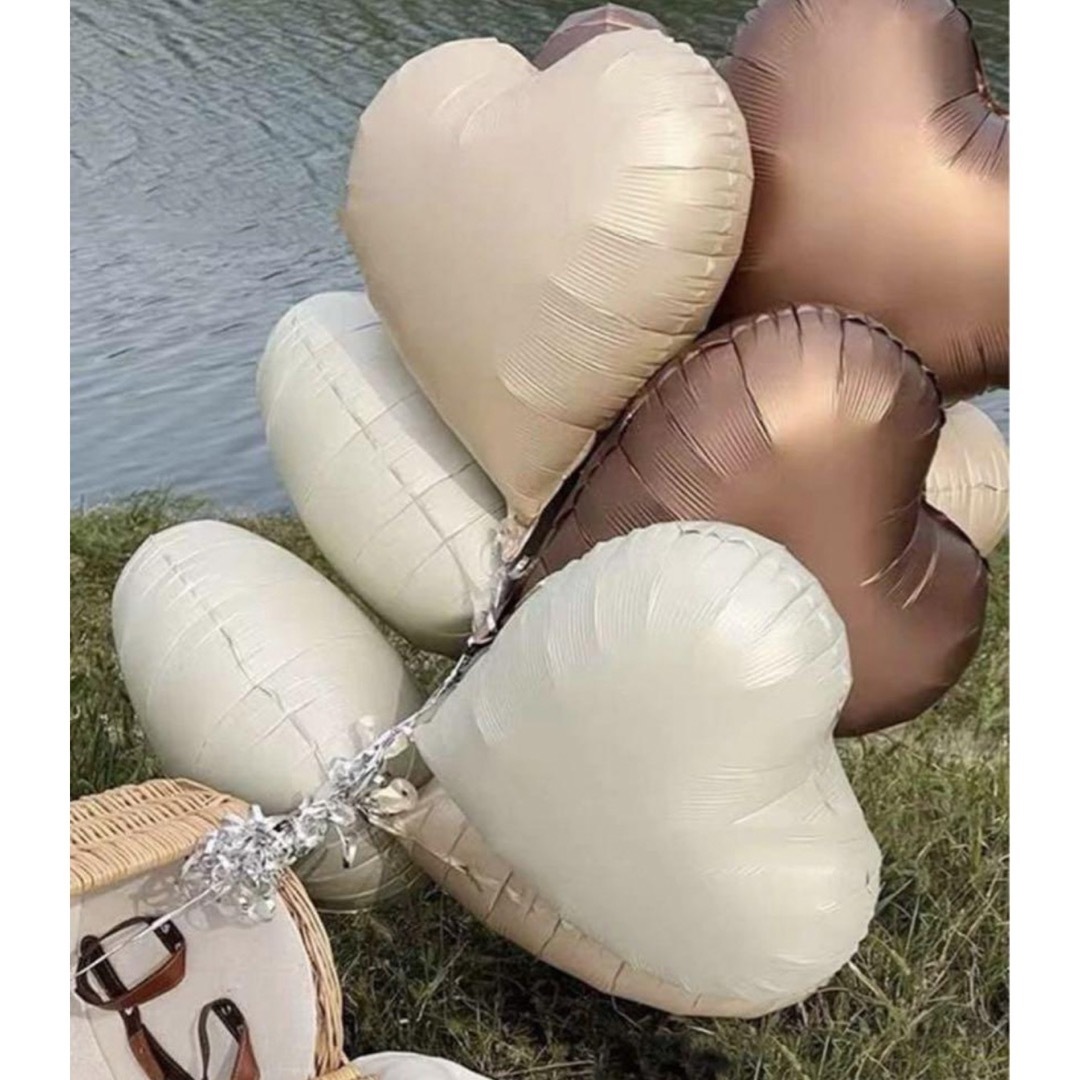 バースデーバルーン　風船　誕生日　飾りつけ　バレンタイン ハンドメイドのパーティー(その他)の商品写真