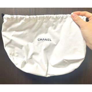 シャネル(CHANEL)のシャネル　CHANEL 巾着ポーチ(ボトル・ケース・携帯小物)