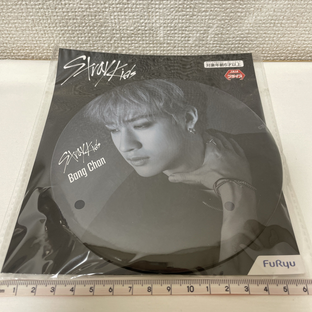 Stray Kids(ストレイキッズ)の【Stray Kids】BIG缶バッジ（Lee Know ＆Bang Chan エンタメ/ホビーのタレントグッズ(アイドルグッズ)の商品写真