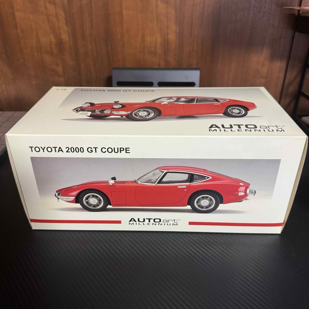 AUTOart - 未展示品 オートアート 1/18 トヨタ 2000GT クーペ レッドの