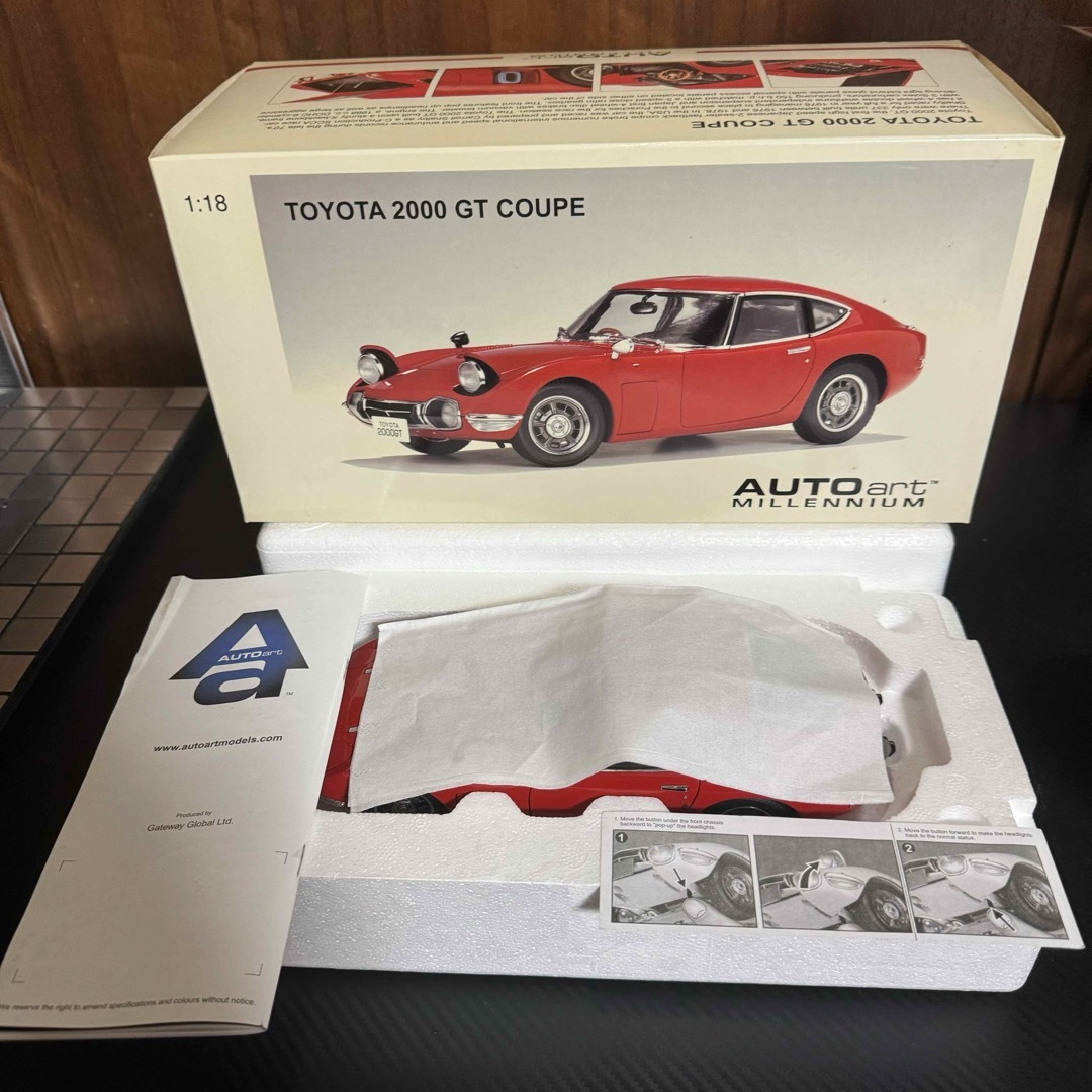 AUTOart - 未展示品 オートアート 1/18 トヨタ 2000GT クーペ レッドの