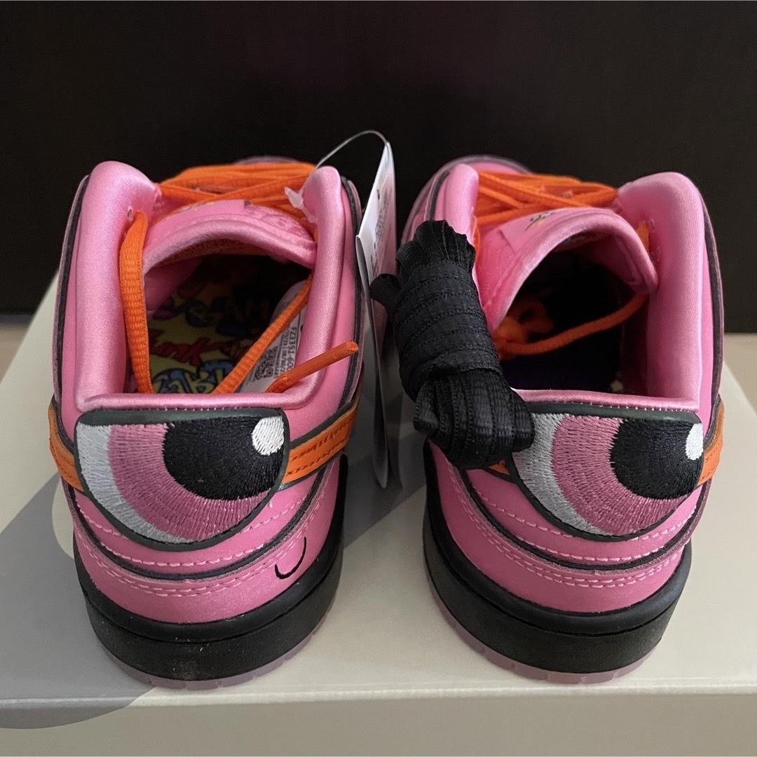 NIKE(ナイキ)のThe Powerpuff Girls Nike SB PS "Blossom” キッズ/ベビー/マタニティのキッズ靴/シューズ(15cm~)(スニーカー)の商品写真