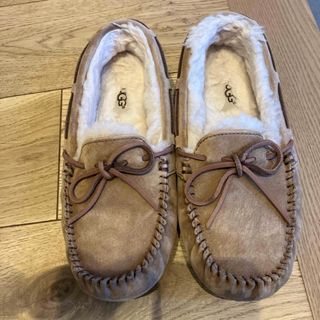 アグ(UGG)の【美品】ミネトンカ　UGG パンプス　靴　冬靴(スリッポン/モカシン)