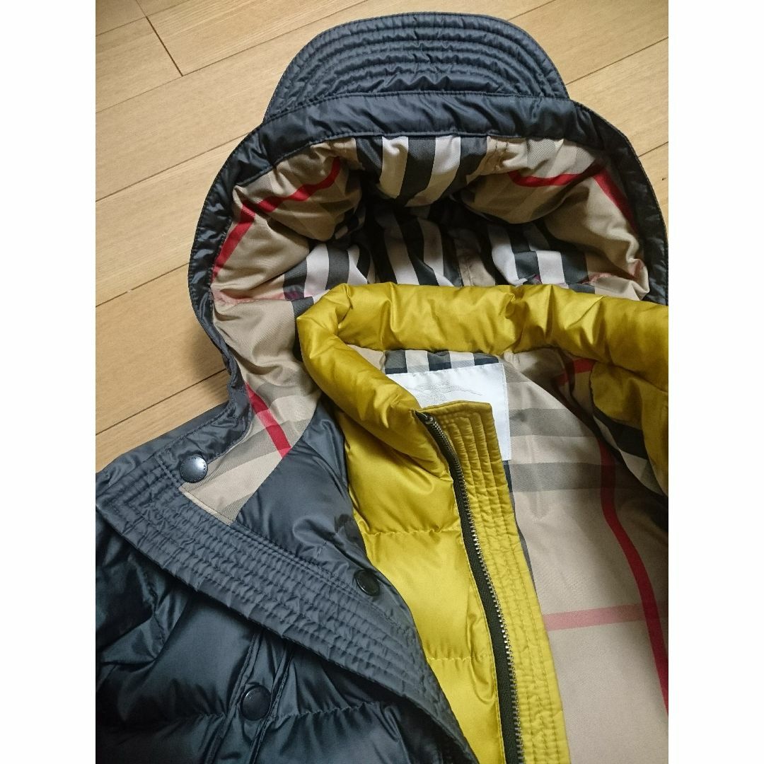 BURBERRY(バーバリー)のBURBERRY　6Ｙ　美品⭐ キッズ/ベビー/マタニティのキッズ服男の子用(90cm~)(コート)の商品写真