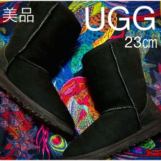 アグ(UGG)の【美品】UGG ムートンブーツ　クラシックショート(ブーツ)