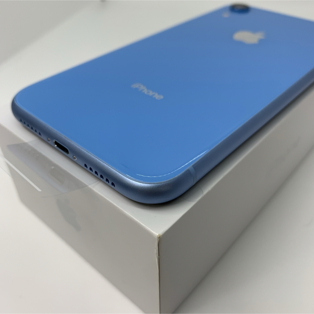 iPhone(アイフォーン)の新品　iPhone XR Blue 64 GB SIMフリー　本体 スマホ/家電/カメラのスマートフォン/携帯電話(スマートフォン本体)の商品写真