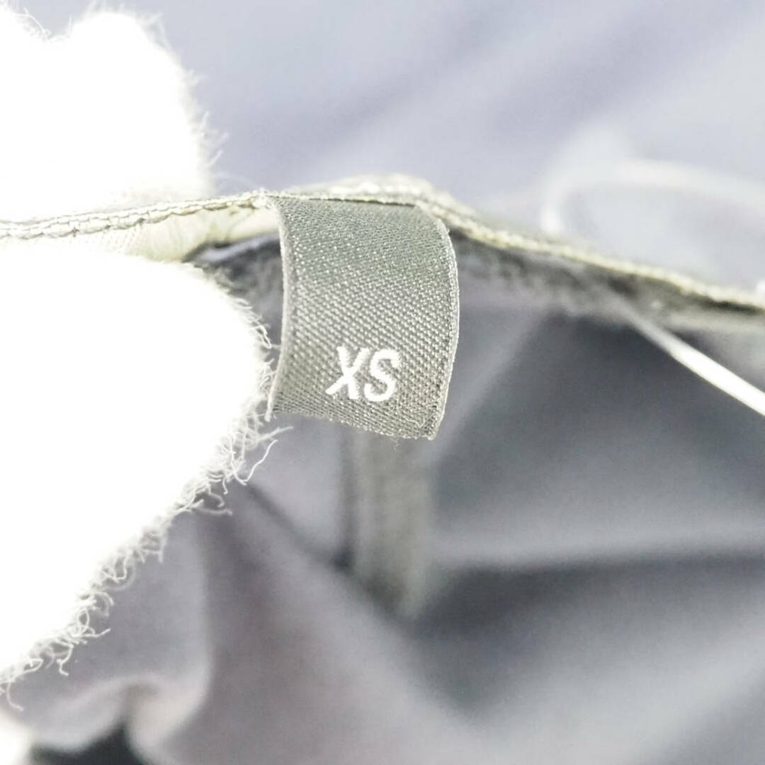 Max Mara(マックスマーラ)の美品 maxmaraWEEKEND マックスマーラ 半袖シャツ XS コットン他 紺 ビジュー トップス レディース AU2306A14  レディースのトップス(シャツ/ブラウス(半袖/袖なし))の商品写真