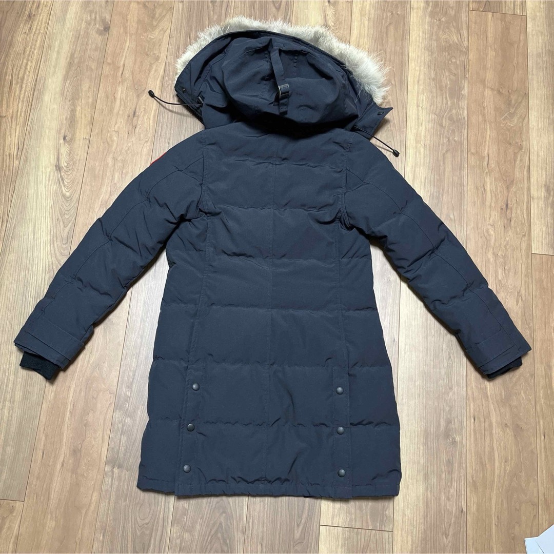 CANADA GOOSE(カナダグース)の美品正規品 カナダグース 2302JL MACKENZIE PARKA ネイビー レディースのジャケット/アウター(ダウンコート)の商品写真